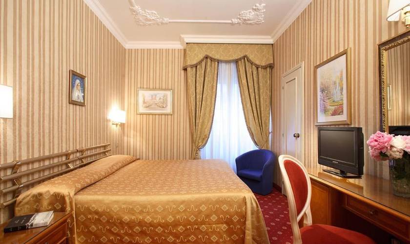 Standard vierbettzimmer Eliseo Hotel Rom Standard vierbettzimmer Eliseo Hotel Rom